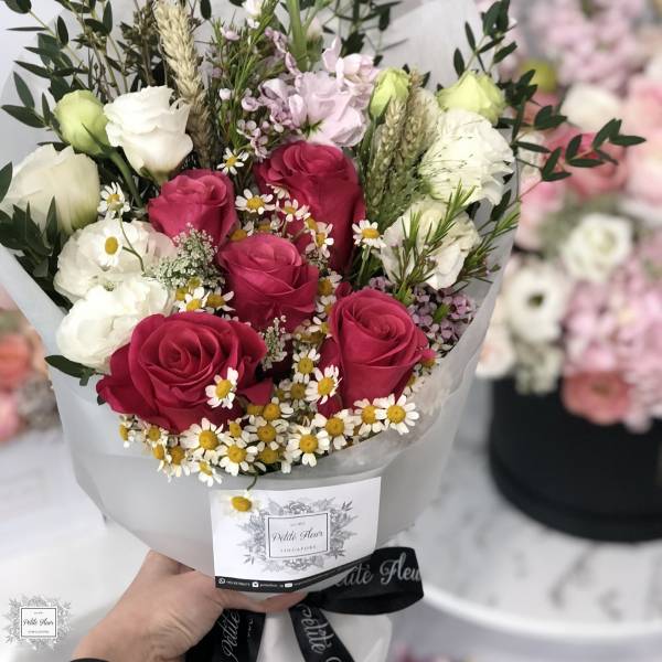 Say it with roses: How To pick the perfect rose bouquet