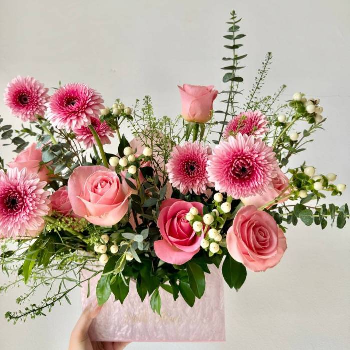 Petite Love Letter- Fresh Flowers