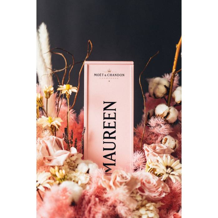 Moët & Chandon Specially Yours Box - Dried & Preserved Flowers