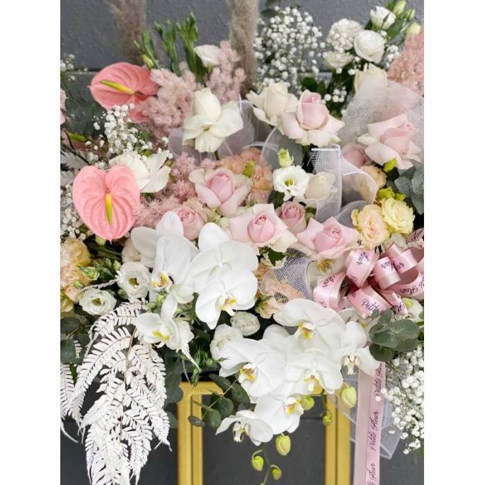 Fluttering Beauty Floral Stand