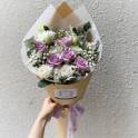 Ocean Song Roses with Dusty Miller