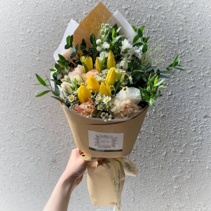 Petite Tulip Bouquet