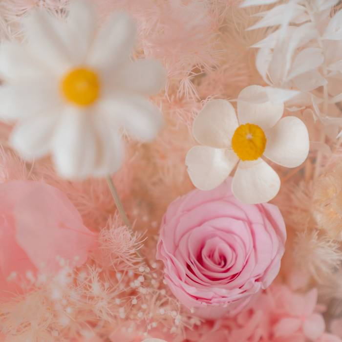 Maison Court – Luxury Padel Floral Art
