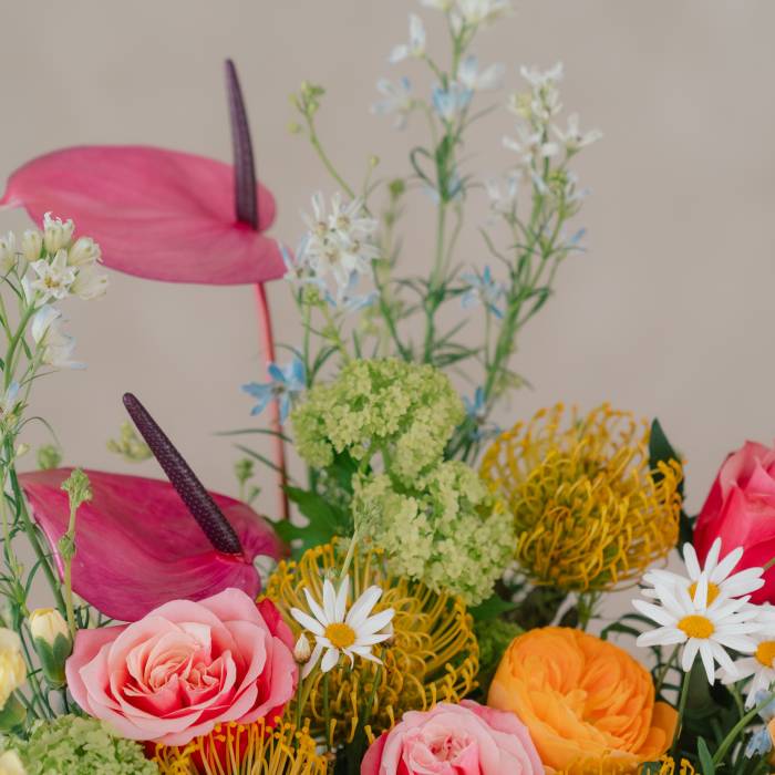 Spring Garden Rose and Daisy Flower Box
