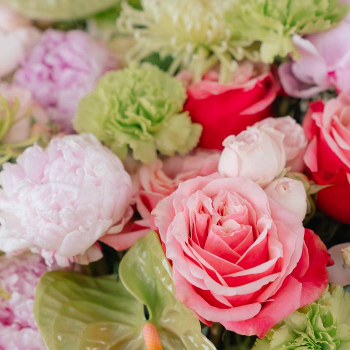 Green Anthurium & Pink Peony Garden