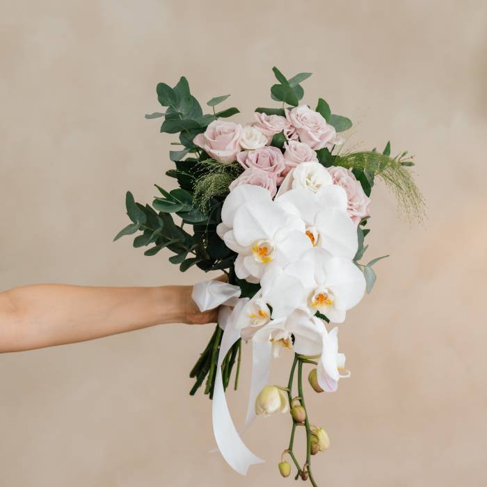 Ivory Kiss Bridal Bouquet