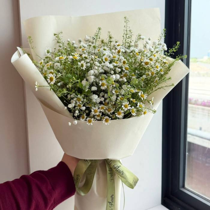 Mini Daisy Garden Bouquet