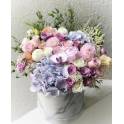 Signature Round Flower Box
