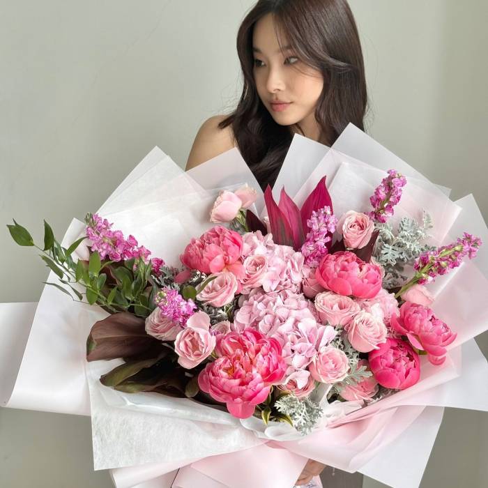 Peony Moments