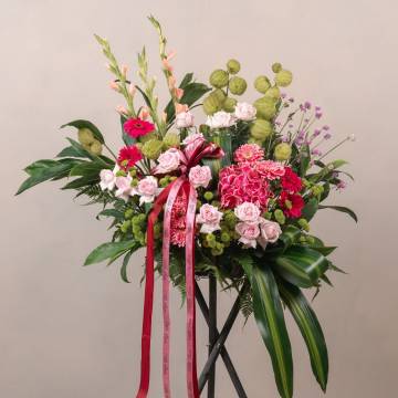 Incredible Success Floral Stand