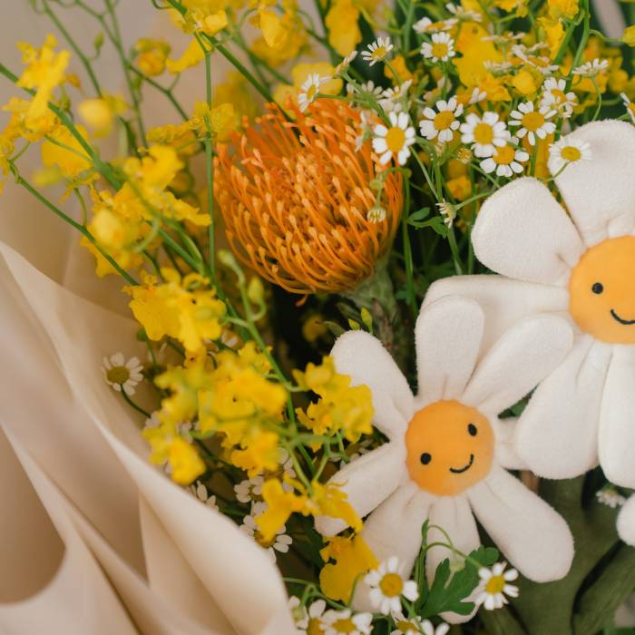 Jellycat Amuseable Daisy & Pinchusion Bouquet