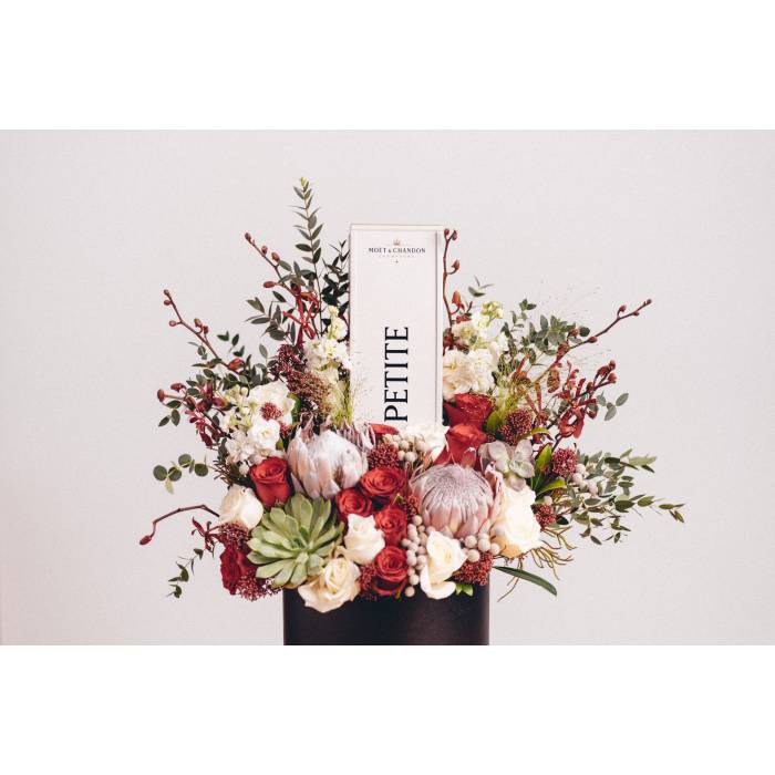 Moët & Chandon Specially Yours Box