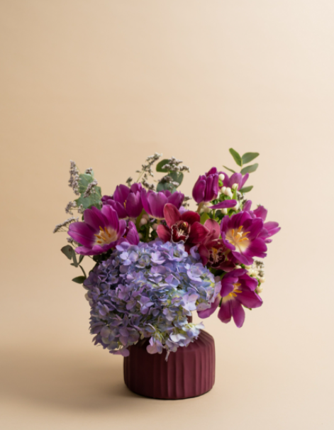 Flower with a Vase Subscription