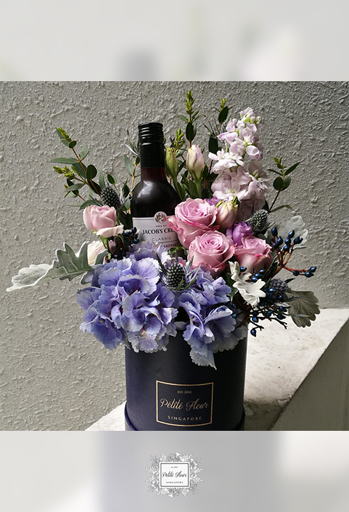 Send your love ones a Hamper
